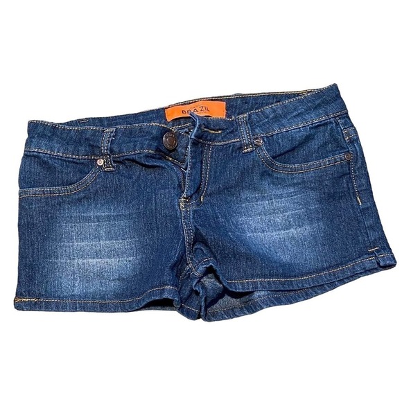 Brazil Low Rise medium wash blue Jean zipper closure shorts Junior size 5 - Picture 1 of 3